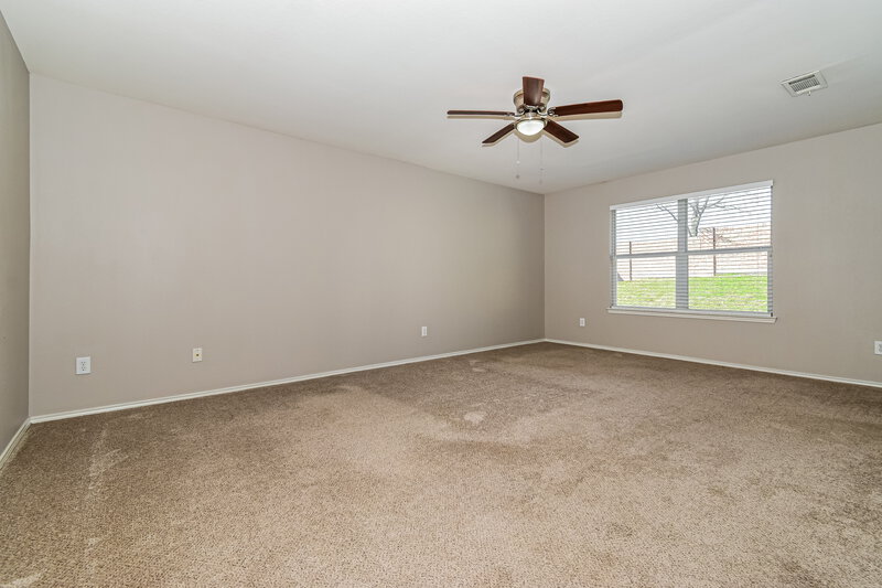 1,965/Mo, 3884 Pinebluff Ln Rockwall, TX 75032 Main Bedroom View