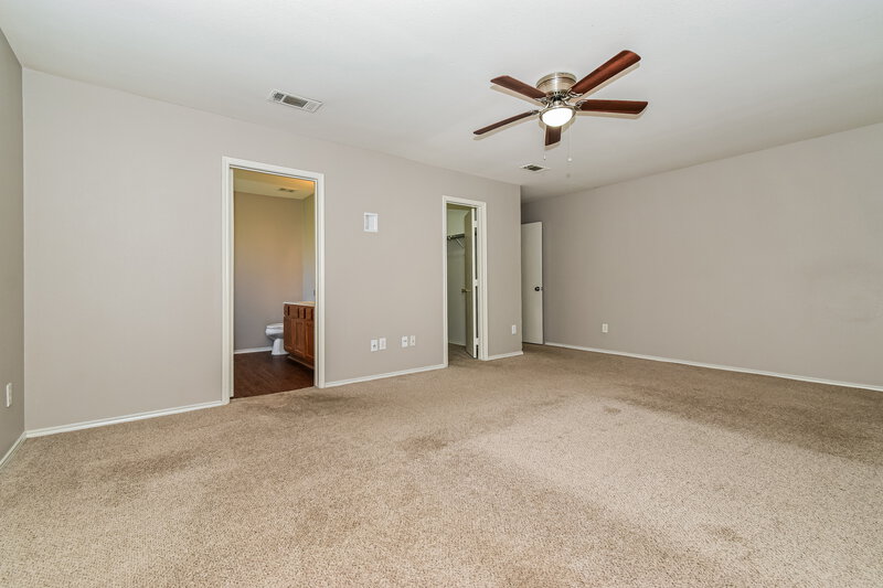 1,965/Mo, 3884 Pinebluff Ln Rockwall, TX 75032 Main Bedroom View 2
