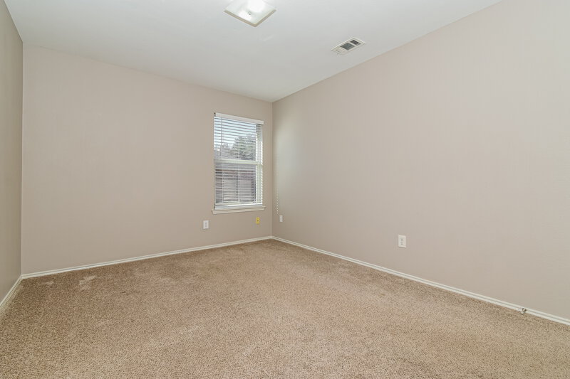 1,965/Mo, 3884 Pinebluff Ln Rockwall, TX 75032 Bedroom View 2