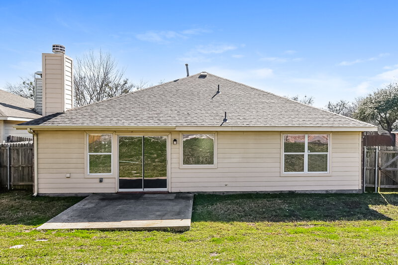 1,965/Mo, 3884 Pinebluff Ln Rockwall, TX 75032 Rear View