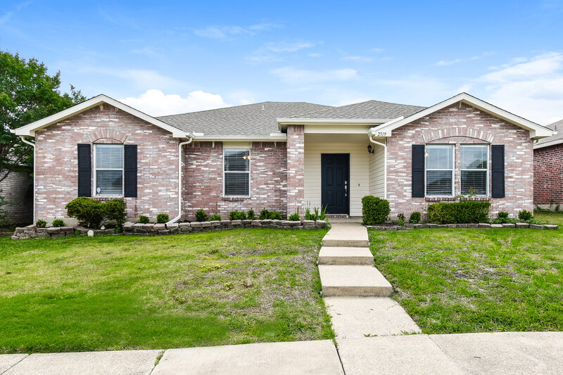 1,720/Mo, 2519 Eastwood Dr Rockwall, TX 75032 External View