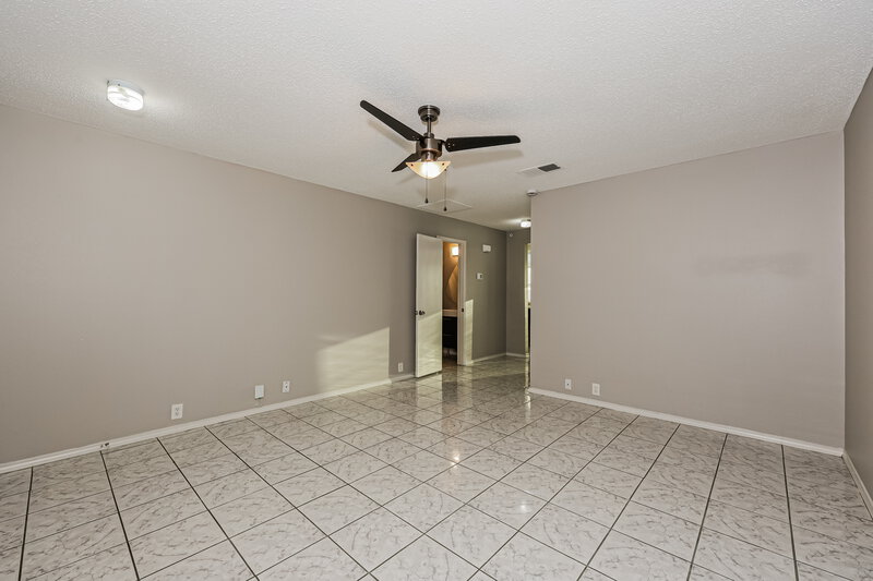 2,055/Mo, 8524 Gatlinburg Dr Fort Worth, TX 76123 Living Room View 3
