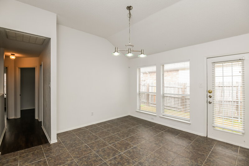1,770/Mo, 8620 Garden Springs Dr Fort Worth, TX 76123 Dining Room View