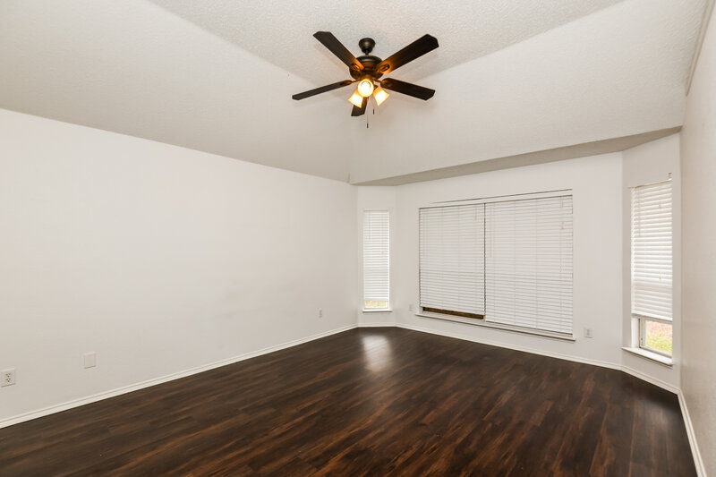 1,770/Mo, 8620 Garden Springs Dr Fort Worth, TX 76123 Main Bedroom View