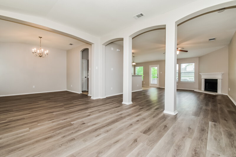 2,155/Mo, 2016 Cobblestone Trl Forney, TX 75126 Living Room View