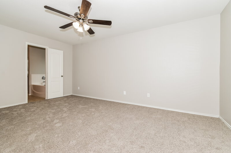 2,155/Mo, 2016 Cobblestone Trl Forney, TX 75126 Main Bedroom View 2