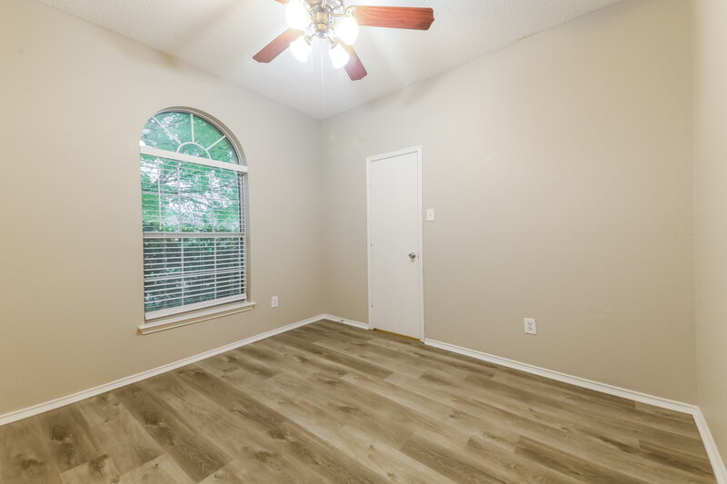 2,040/Mo, 2413 Finch Dr Mesquite, TX 75181 Bedroom View