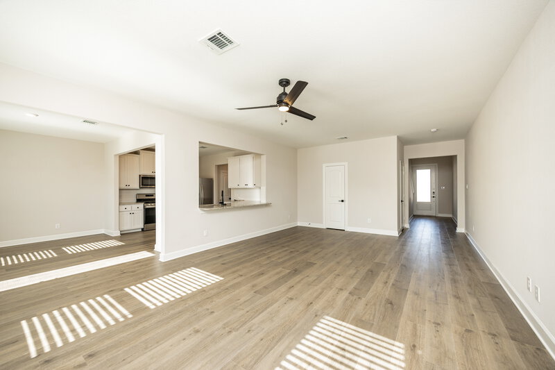 2,110/Mo, 1213 Bullock Dr Princeton, TX 75407 Living Room View 2