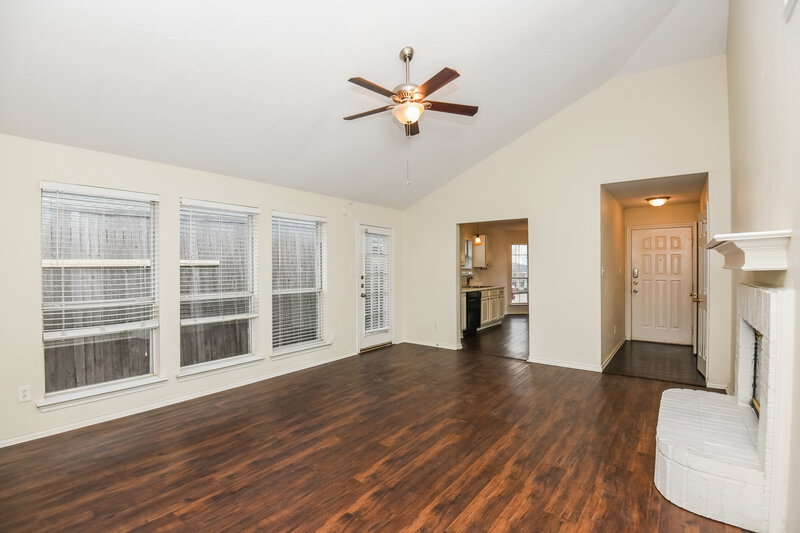 1,935/Mo, 10420 Pleasant Mound Dr Fort Worth, TX 76108 Misc View 2