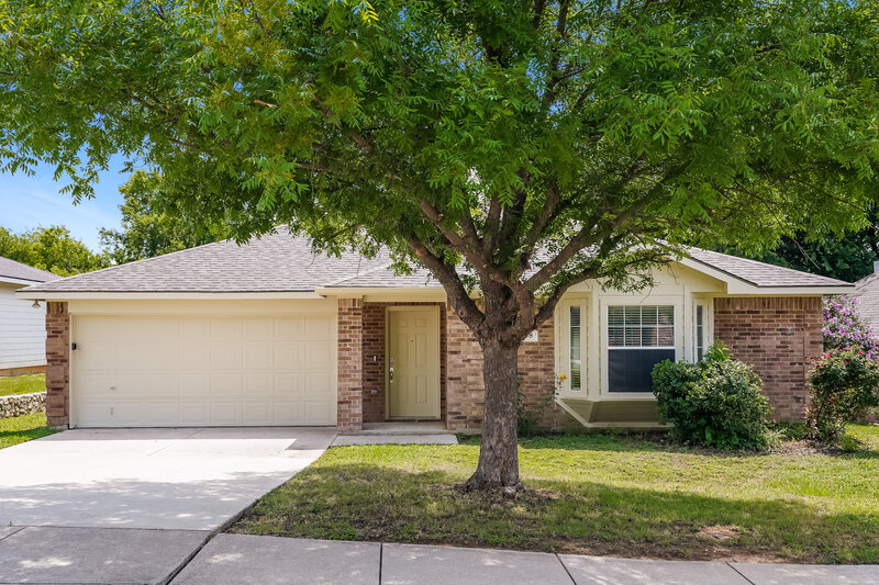 2,260/Mo, 908 Chase Ln Denton, TX 76209 External View