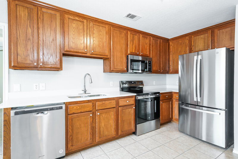 2,260/Mo, 908 Chase Ln Denton, TX 76209 Kitchen View 2