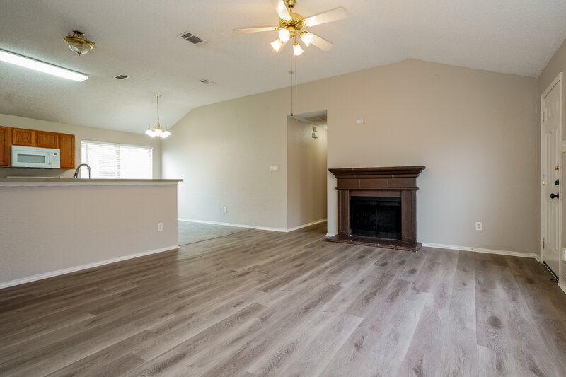 1,735/Mo, 10648 Towerwood Dr Fort Worth, TX 76140 Living Room View