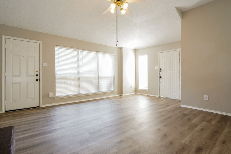 1,735/Mo, 10648 Towerwood Dr Fort Worth, TX 76140 Living Room View 2