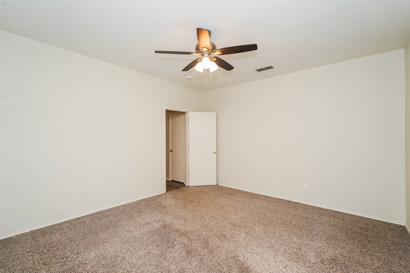 2,100/Mo, 1101 Marcia Ln Burleson, TX 76028 Main Bedroom View