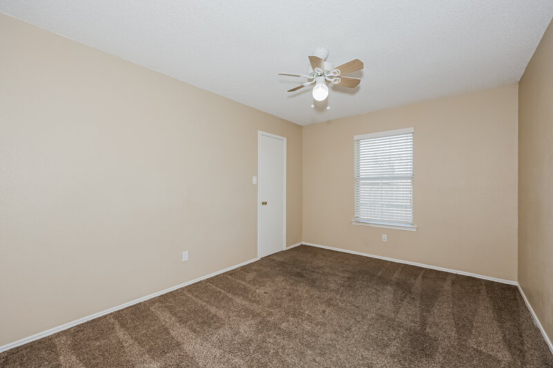 1,975/Mo, 8145 Waterside Trl Fort Worth, TX 76137 Bedroom View