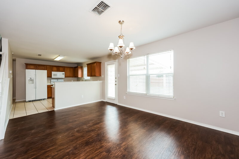2,055/Mo, 304 Heritage Dr Crowley, TX 76036 Dining Room View