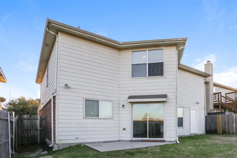 2,250/Mo, 9936 Sparrow Hawk Ln Fort Worth, TX 76108 Rear View