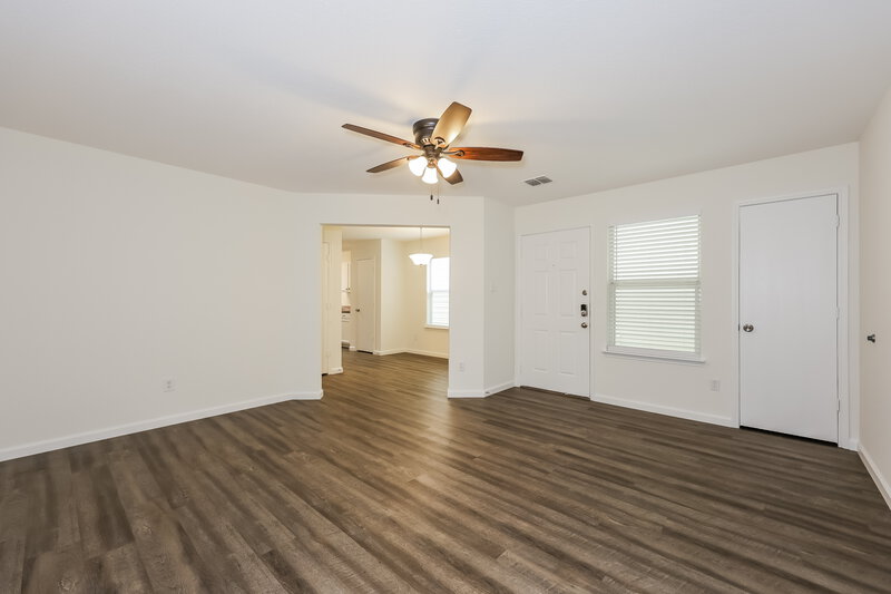 1,485/Mo, 10701 Many Oaks Dr Fort Worth, TX 76140 Misc View