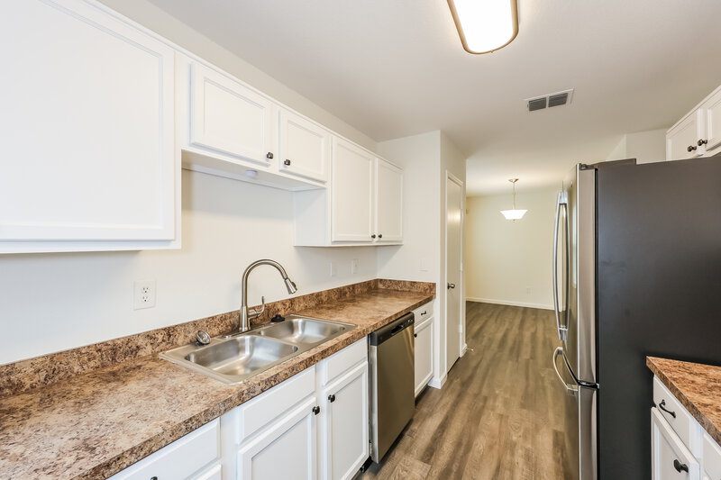 1,485/Mo, 10701 Many Oaks Dr Fort Worth, TX 76140 Misc View 6