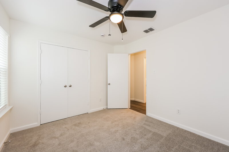 1,485/Mo, 10701 Many Oaks Dr Fort Worth, TX 76140 Misc View 9