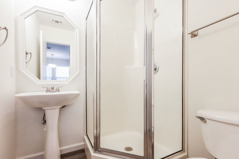 1,485/Mo, 10701 Many Oaks Dr Fort Worth, TX 76140 Misc View 13