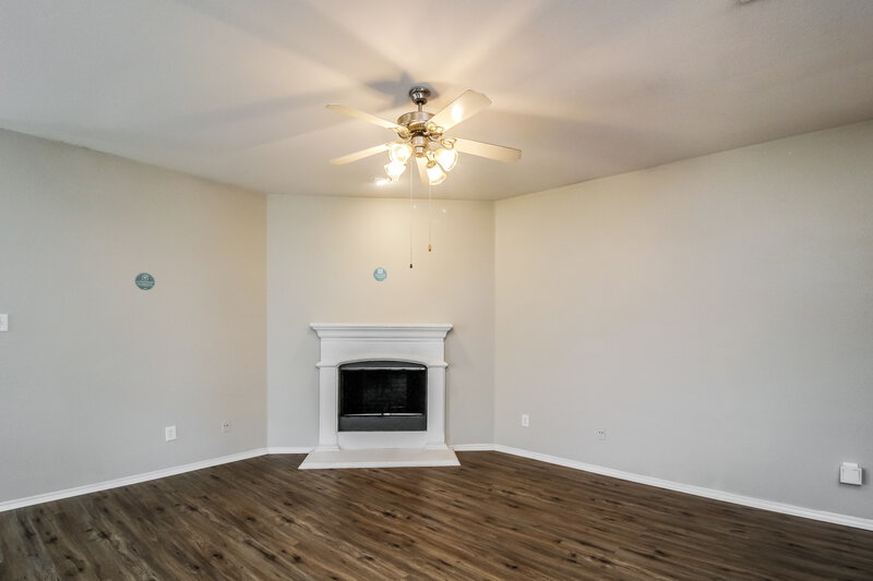 2,050/Mo, 12613 Joplin Dr Frisco, TX 75034 Living Room View