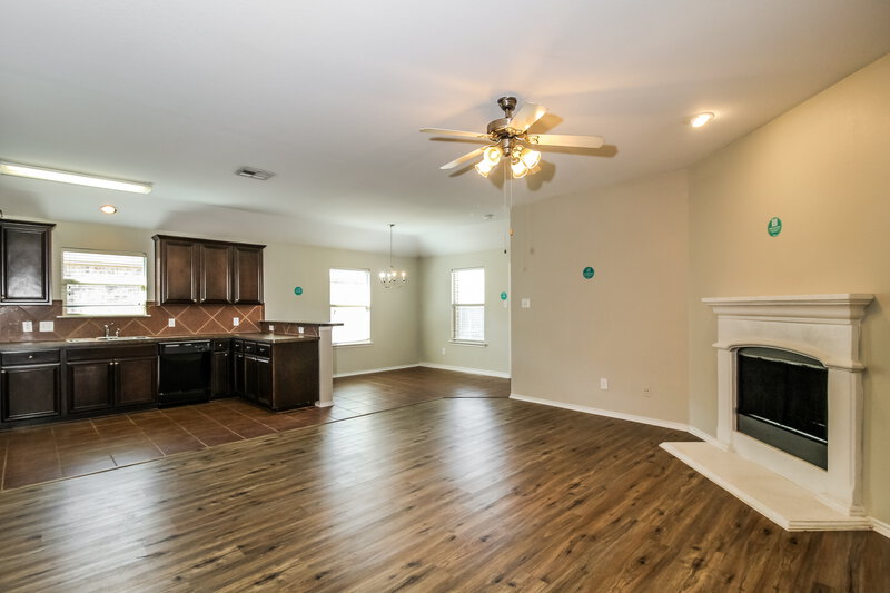 2,050/Mo, 12613 Joplin Dr Frisco, TX 75034 Living Room View 2