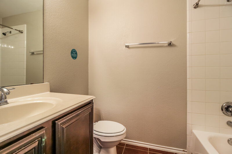 2,050/Mo, 12613 Joplin Dr Frisco, TX 75034 Bathroom View