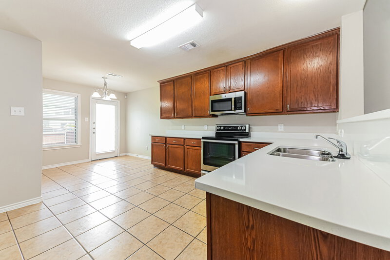 1,770/Mo, 8811 Eastwood Ave Cross Roads, TX 76227 Kitchen View