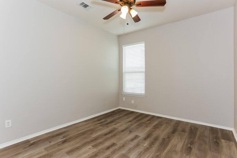 1,855/Mo, 2804 Hilcroft Ave Denton, TX 76210 Bedroom View