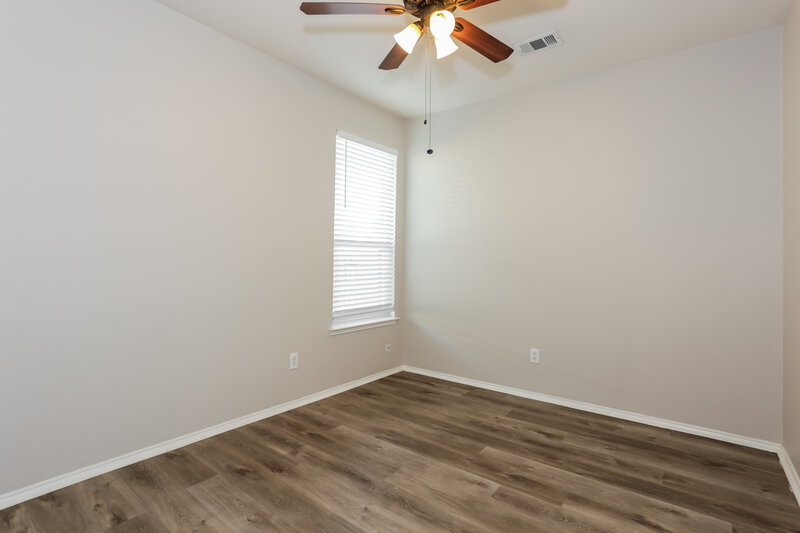 1,855/Mo, 2804 Hilcroft Ave Denton, TX 76210 Bedroom View 3