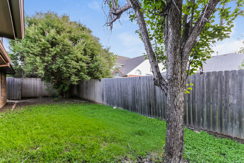 2,620/Mo, 7908 Cabin Ct Arlington, TX 76002 Rear View