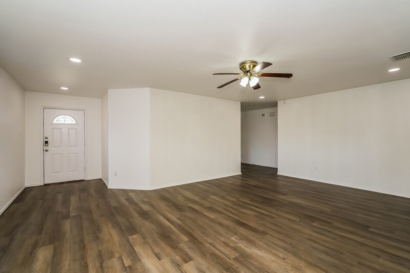 2,045/Mo, 5328 Lava Rock Dr Fort Worth, TX 76179 Living Room View