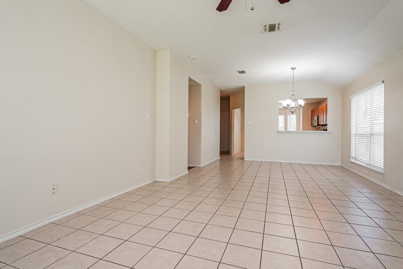 1,895/Mo, 3416 Saint Vincent Rd Fort Worth, TX 76123 Living Room View