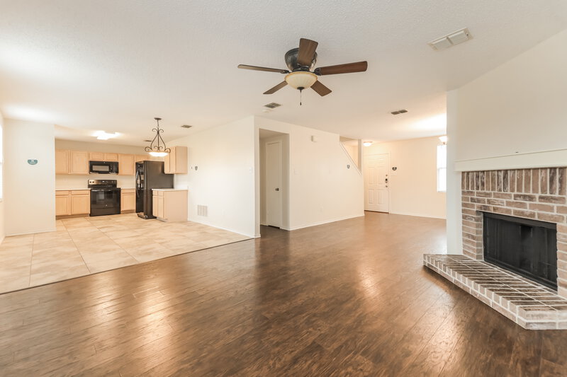 2,025/Mo, 1126 Annie Oakley Dr Anna, TX 75409 Living Room View