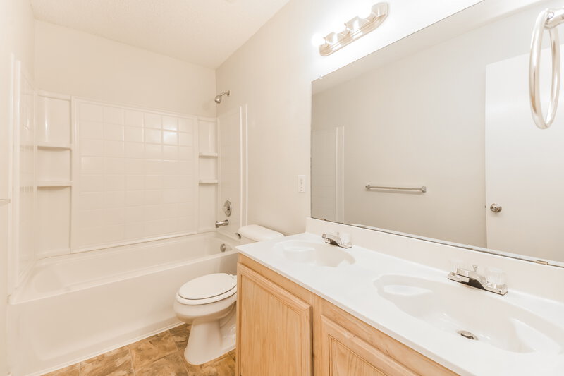 2,025/Mo, 1126 Annie Oakley Dr Anna, TX 75409 Bathroom View