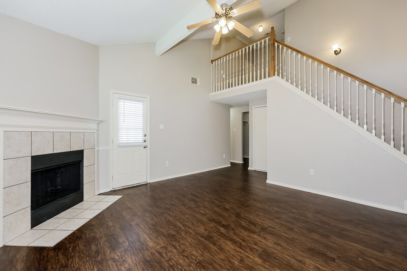2,095/Mo, 4604 Quarry Cir Fort Worth, TX 76244 Living Room View