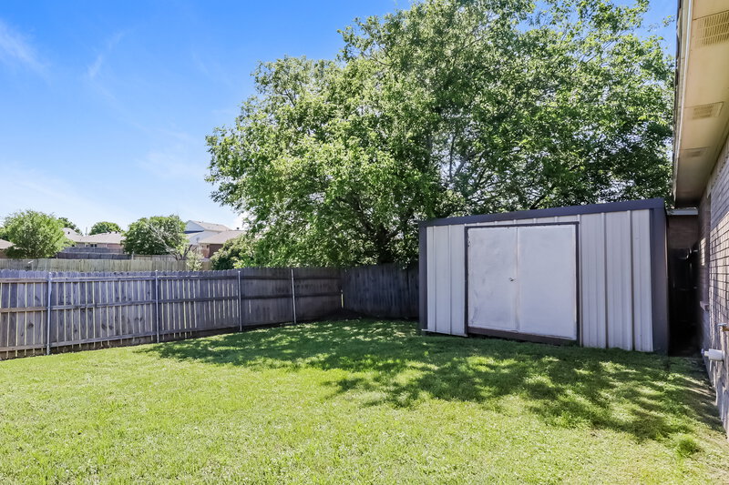 2,095/Mo, 4604 Quarry Cir Fort Worth, TX 76244 Backyard View
