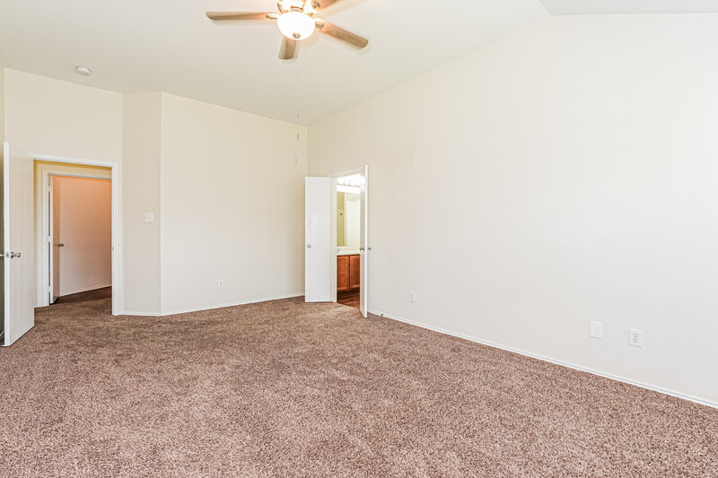2,320/Mo, 11921 Bellegrove Rd Burleson, TX 76028 Main Bedroom View 2