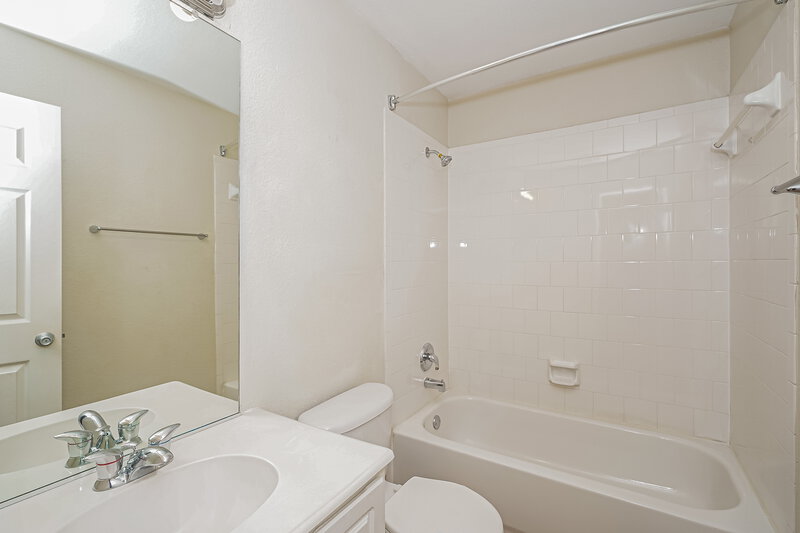 1,770/Mo, 2525 Tar Heel Dr Fort Worth, TX 76123 Bathroom View
