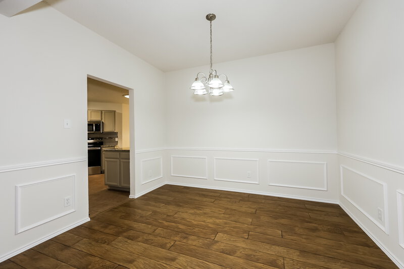 2,365/Mo, 6506 Nellie Dr Arlington, TX 76002 Dining Room View 2