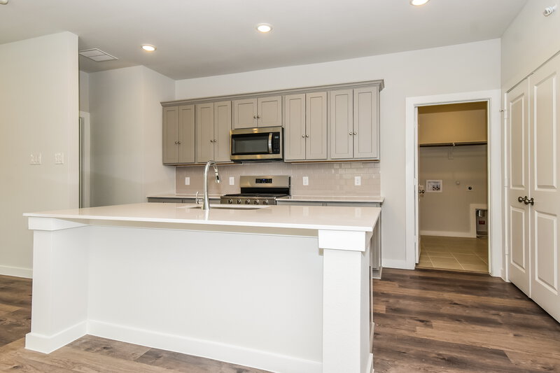 1,995/Mo, 819 Brilliance Dr Royse City, TX 75189 Kitchen View