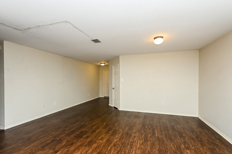 2,105/Mo, 16404 Cowboy Trl Justin, TX 76247 Living Room View