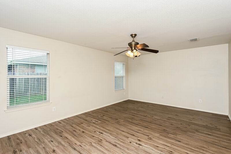 2,105/Mo, 16404 Cowboy Trl Justin, TX 76247 Main Bedroom View