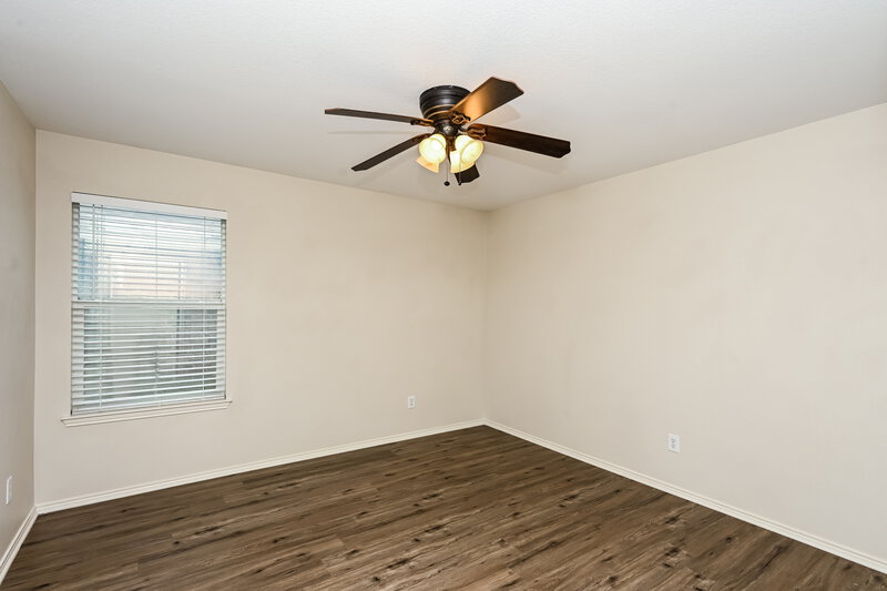 2,105/Mo, 16404 Cowboy Trl Justin, TX 76247 Bedroom View 2