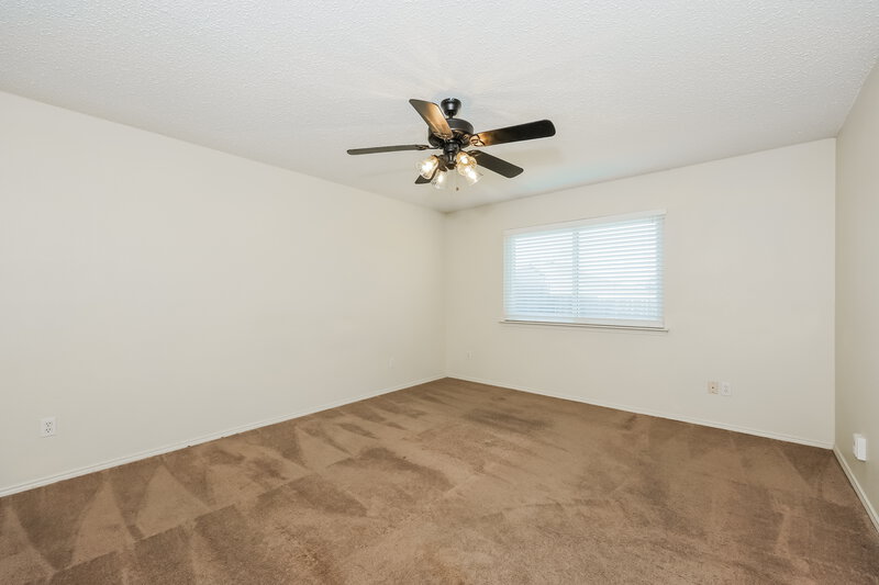 1,895/Mo, 2370 Stagecoach St Fort Worth, TX 76133 Main Bedroom View
