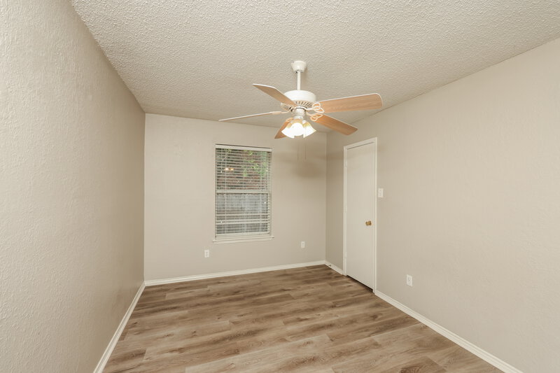 2,145/Mo, 1223 Reeves Ln Cedar Hill, TX 75104 Bedroom View
