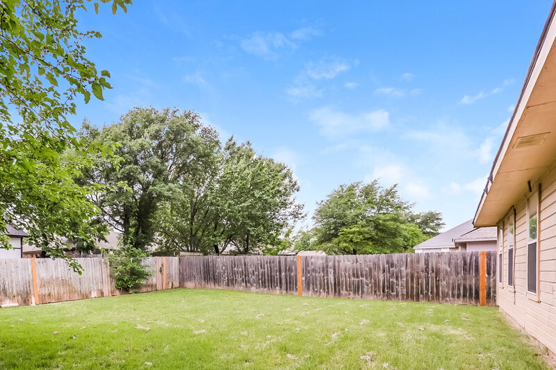 2,115/Mo, 1223 Reeves Ln Cedar Hill, TX 75104 Rear View