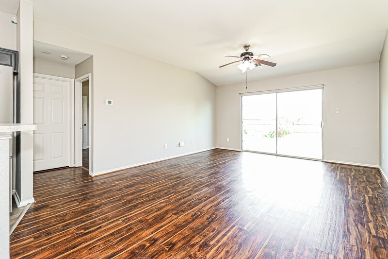 1,875/Mo, 202 Freedom Trl Forney, TX 75126 Living Room View