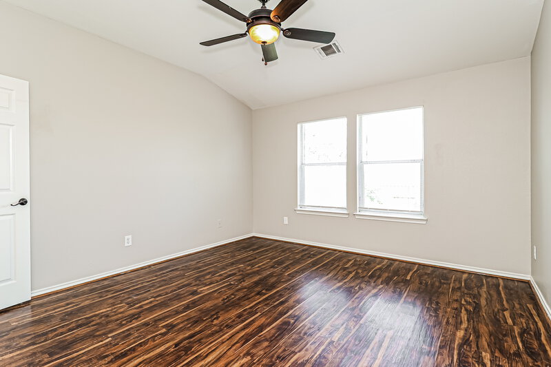 1,875/Mo, 202 Freedom Trl Forney, TX 75126 Main Bedroom View